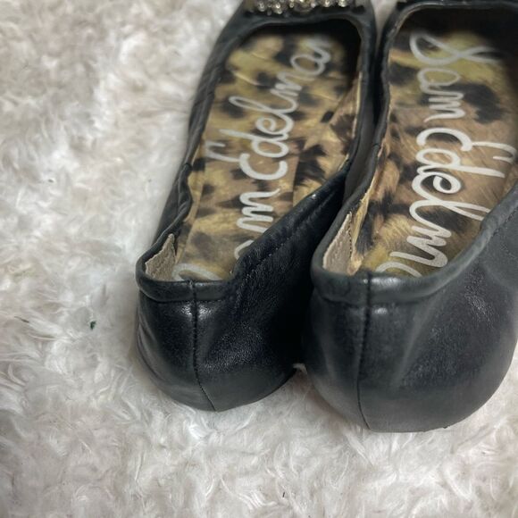 Sam Edelman leather black slip on flats with front jewel brooch accent Size 9 - Picture 4 of 8